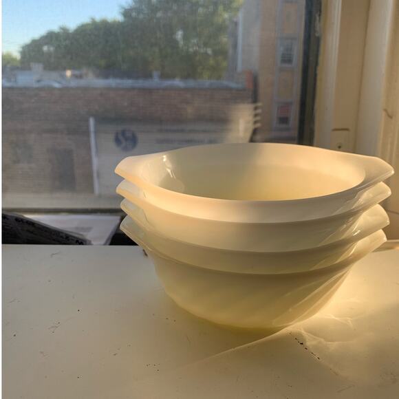 Anchor Hocking Other - VINTAGE Set of 4 Fire King Milk Glass Ripple Mini Casserole Ramekins w/ Handles